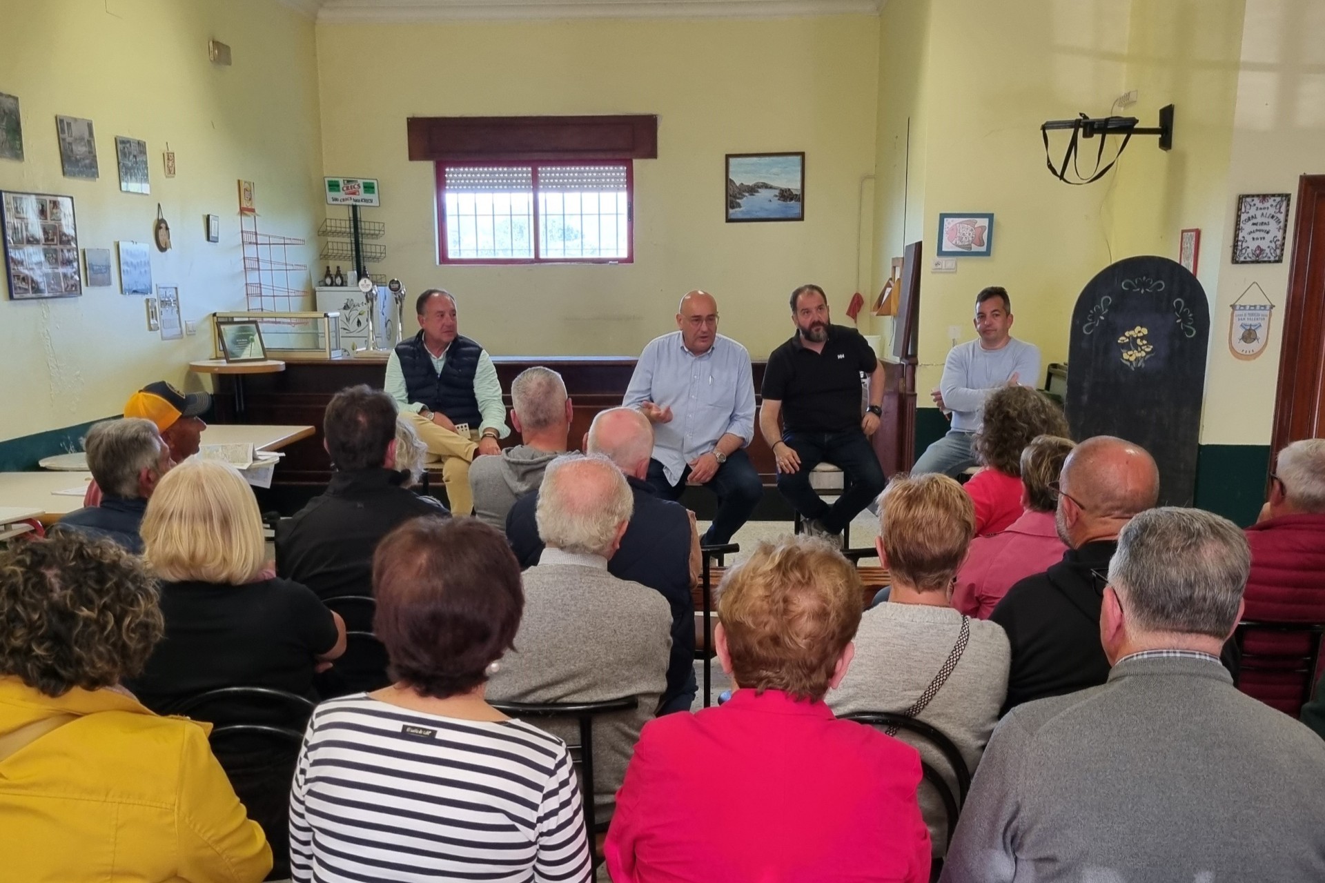 Reunión vecinal en Valdoviño