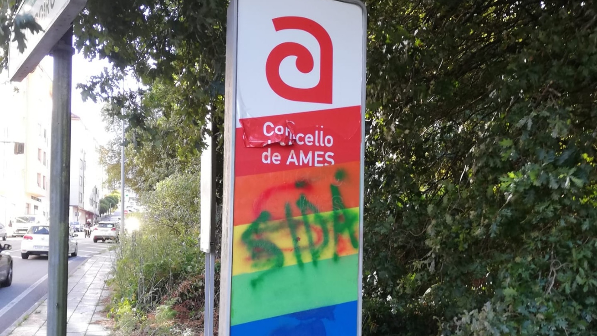 Concello de Ames Blas García Orgullo LGTBIQ+ vandalismo