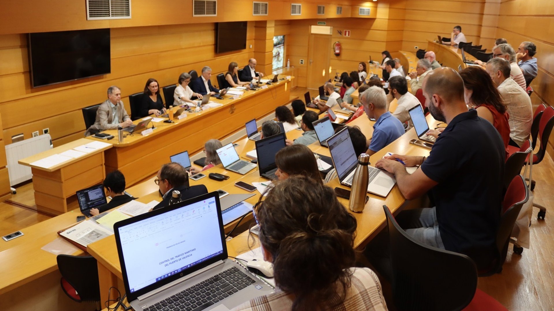 Consello de Goberno Universidade da Coruña UDC Medicina consejo de gobierno Ricardo Cao rector