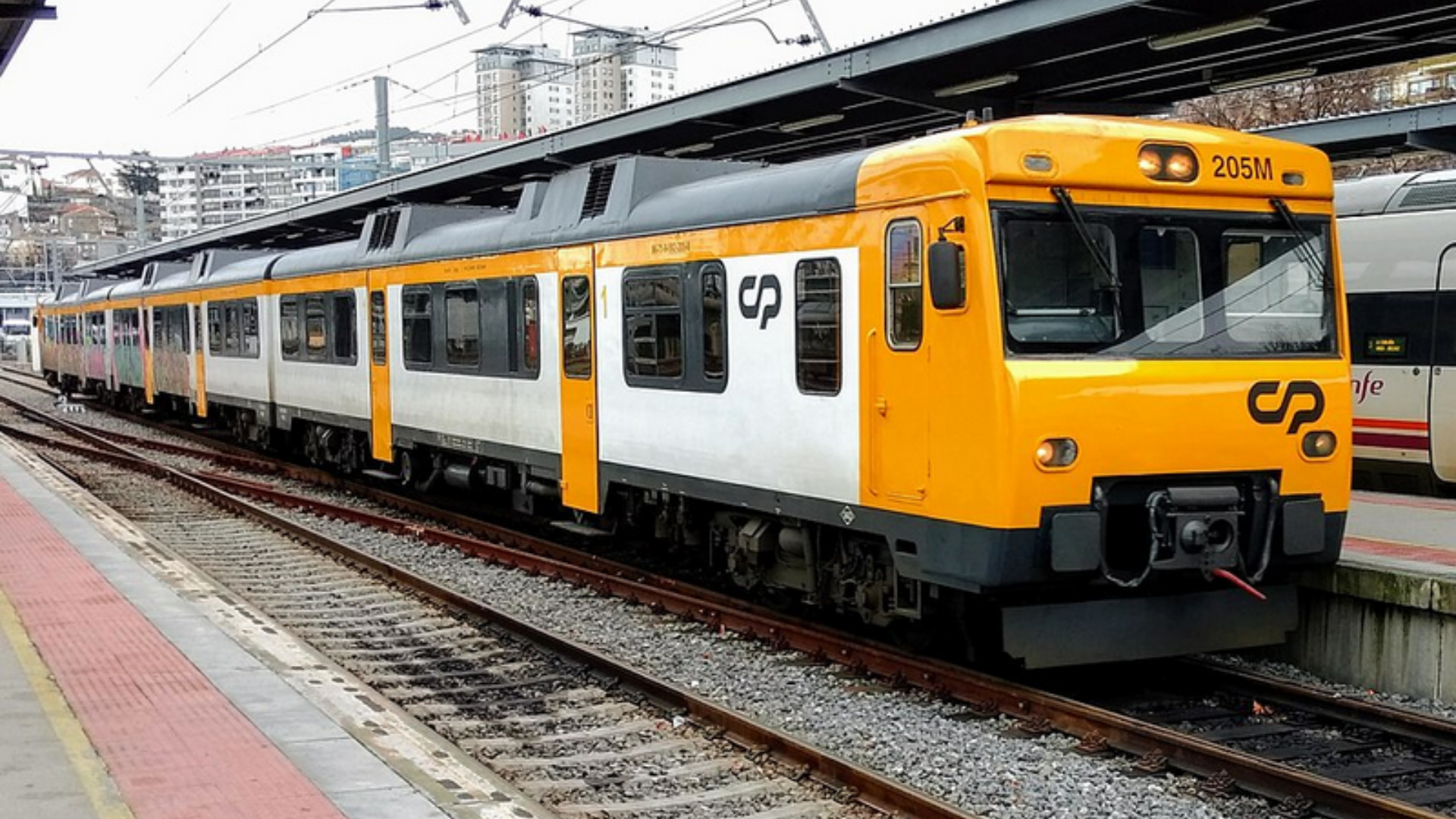 Tren Celta que une Vigo con Oporto | EIXO ATLÁNTICO
