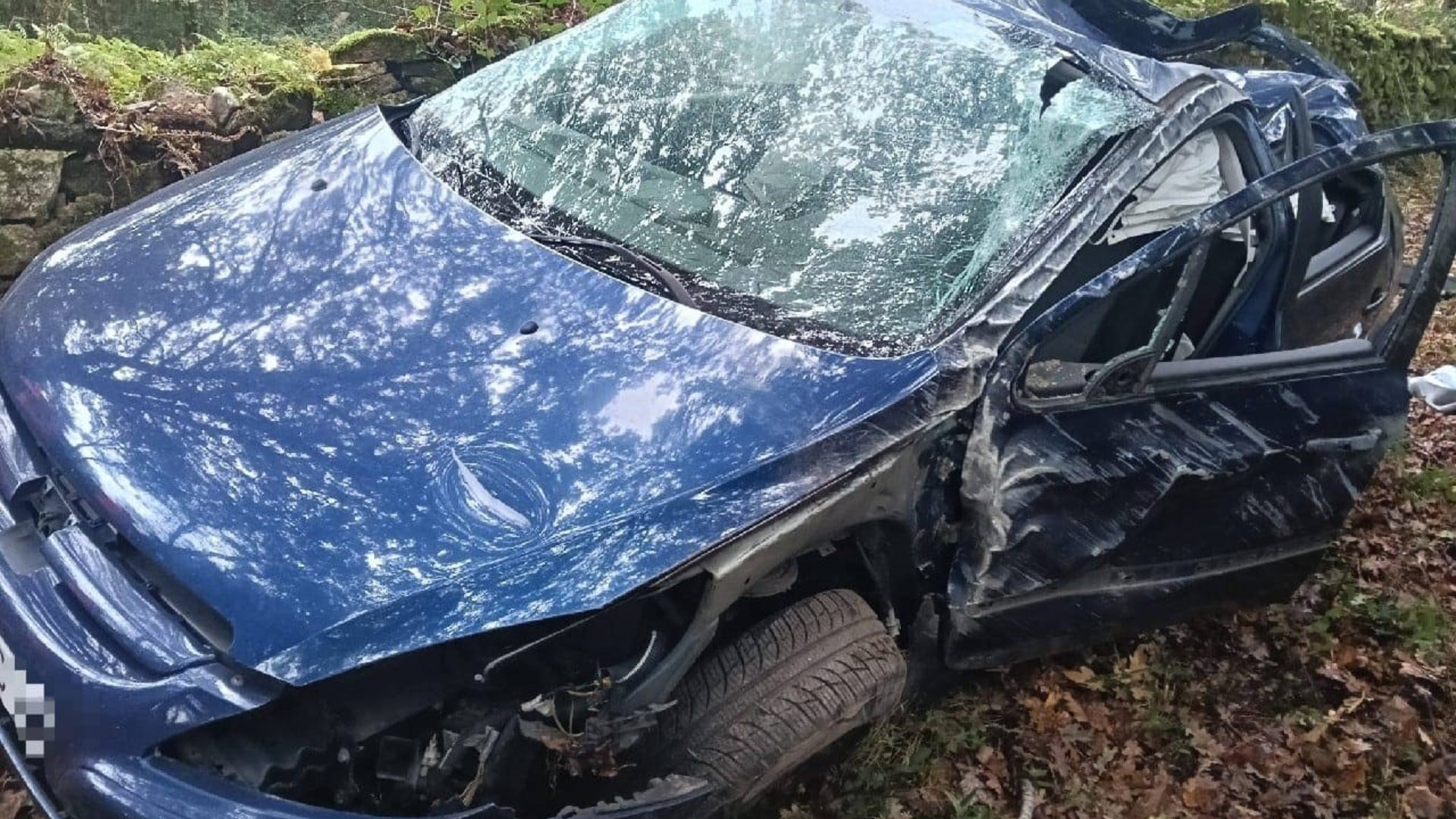 Accidente mortal Lugo LU-P-2902 Ombreiro El vehículo accidentado en la LU-P-2902 en Lugo | GUARDIA CIVIL