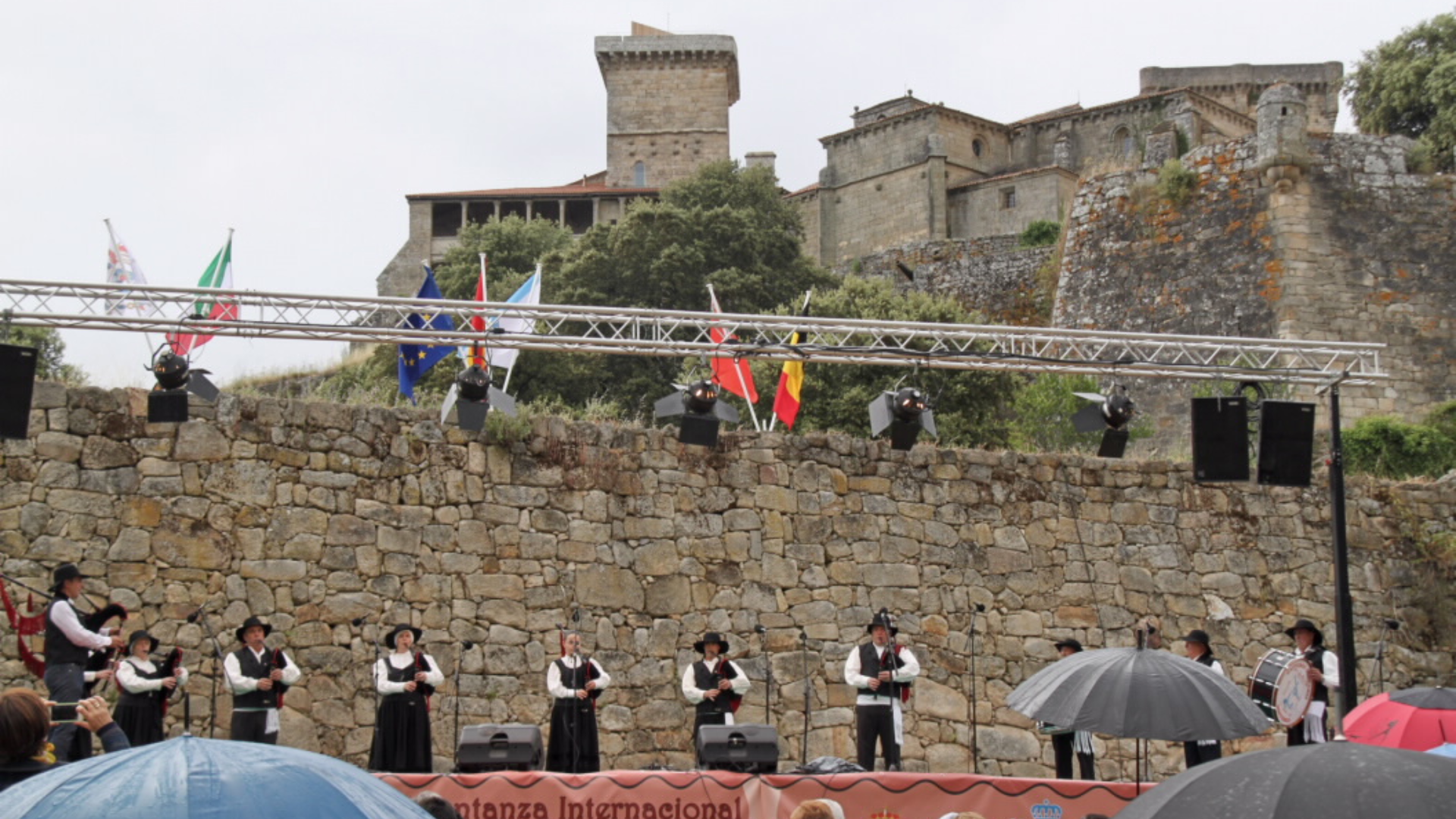 Imagen de archivo de la Xuntanza Internacional de Gaiteiros de Monterrei