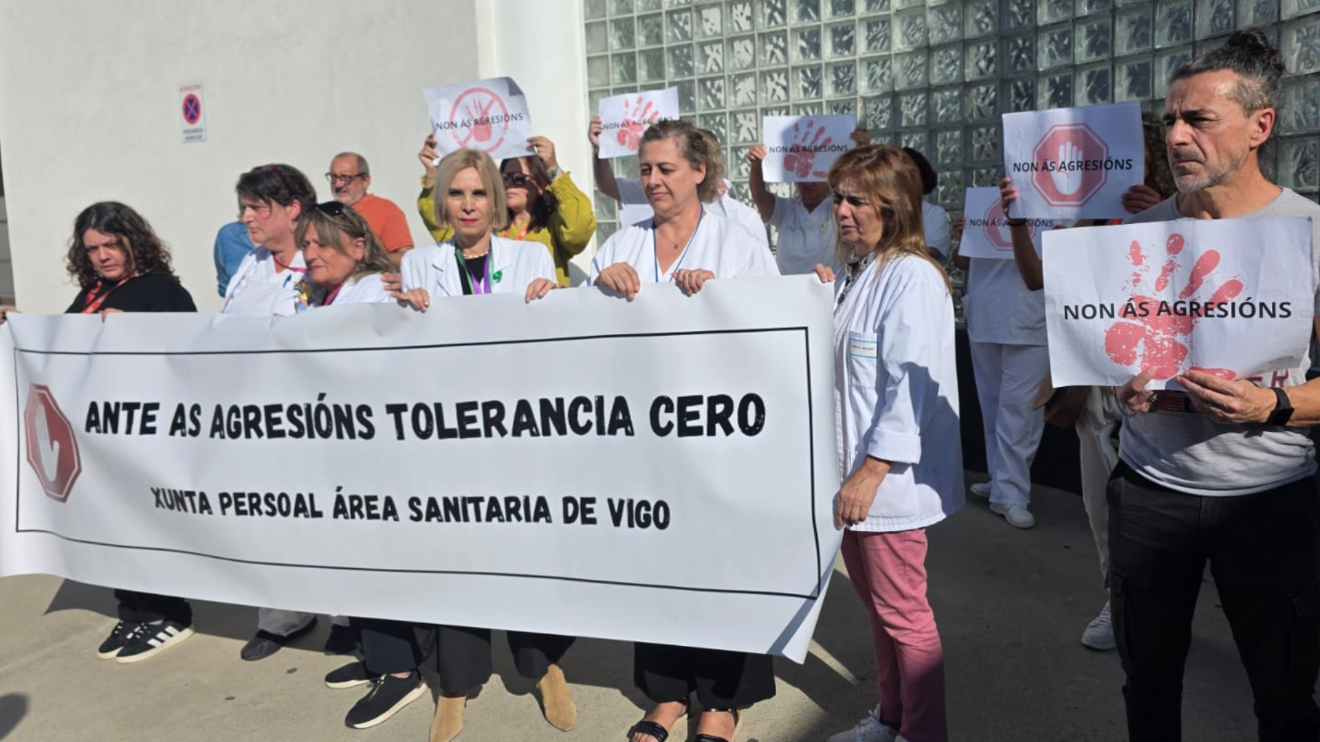Concentración ante el hospital Meixoeiro | CIG