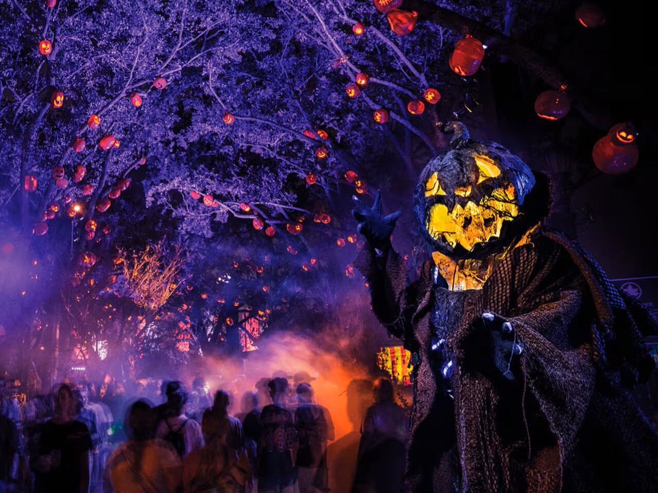 udx-halloween-horror-nights-pumpkin-scareactor-trees-b2 udx-halloween-horror-nights-pumpkin-scareactor-trees-b2