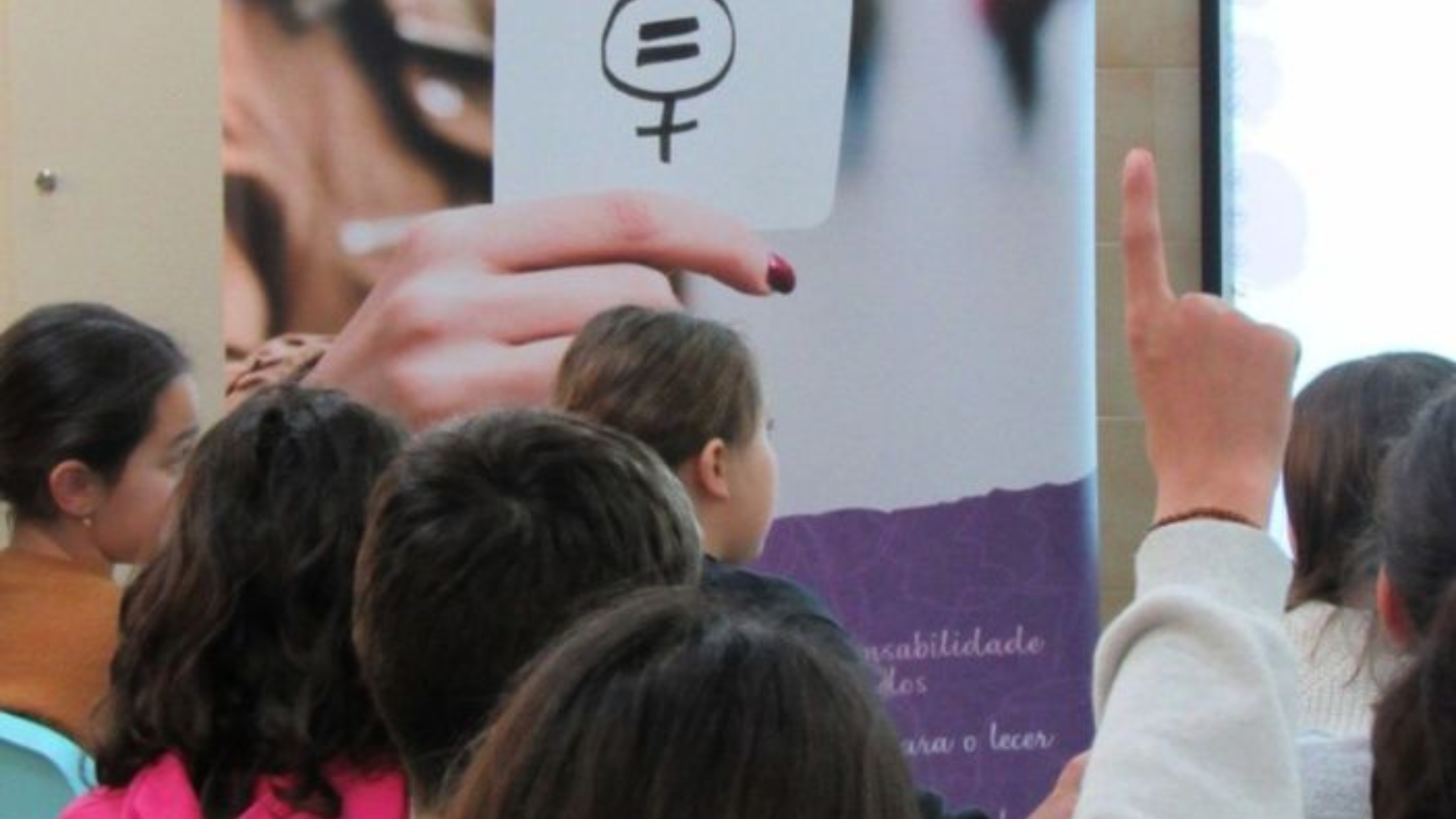 Brión inicia los actos de conmemoración del 25N