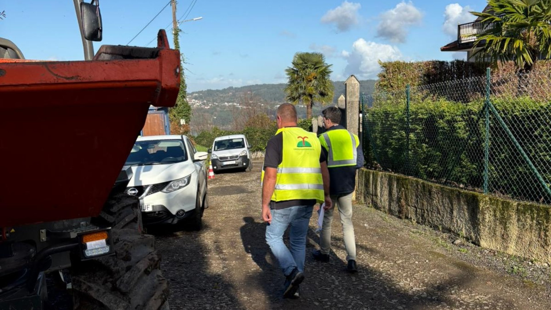 Pontedeume inicia las obras de mejora en el camino do Veliño, en Centroña