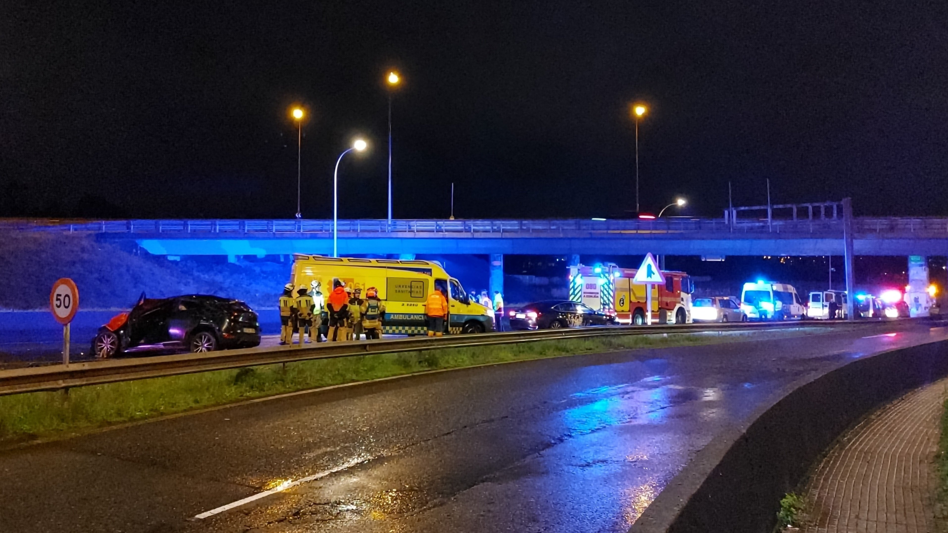 Fallece una mujer tras una salida de vía en Alfonso Molina (A Coruña) | Eloy TP