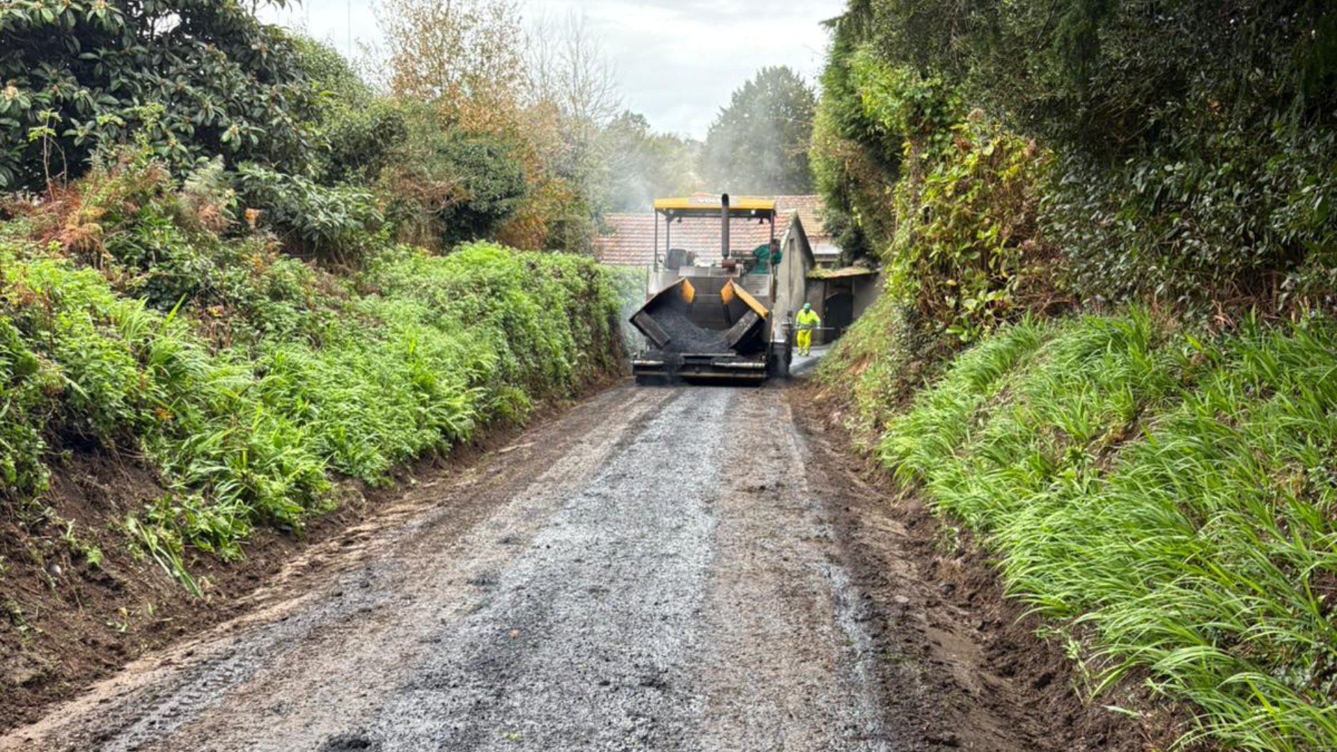 Pontedeume inicia las obras de pavimentación en A Regueira