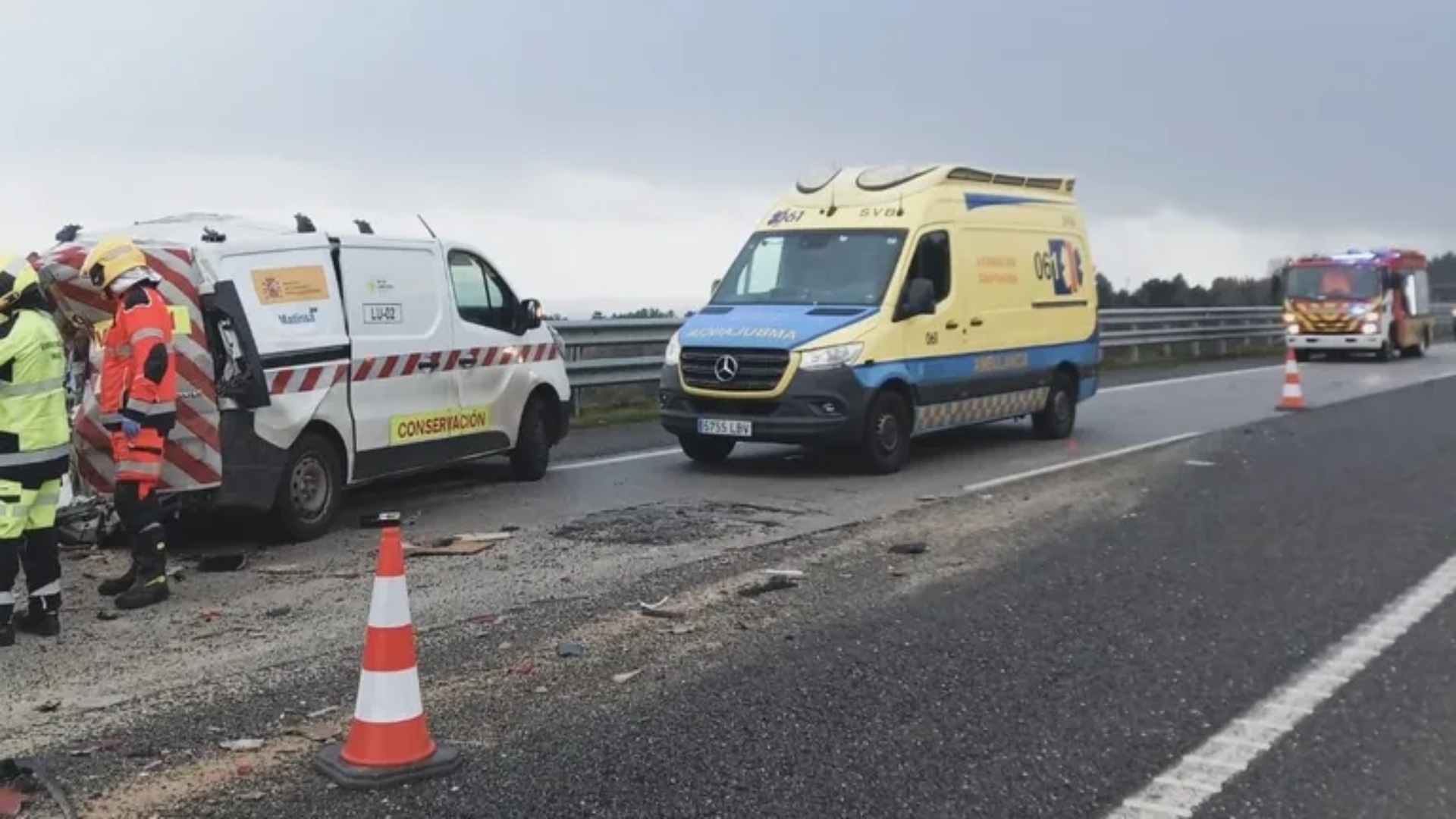 El accidente mortal en la A-8 a su paso por el municipio lucense de Guitiriz | GES FRIOL-PALAS