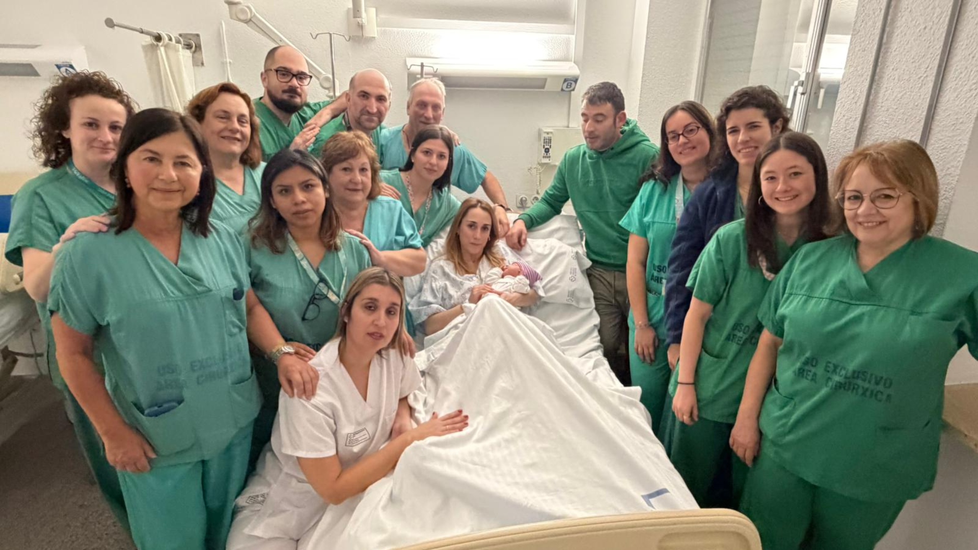 Coral Conde Cid primera nacida Galicia 2026 Complejo Hospitalario Universiario Ourense (CHUO)