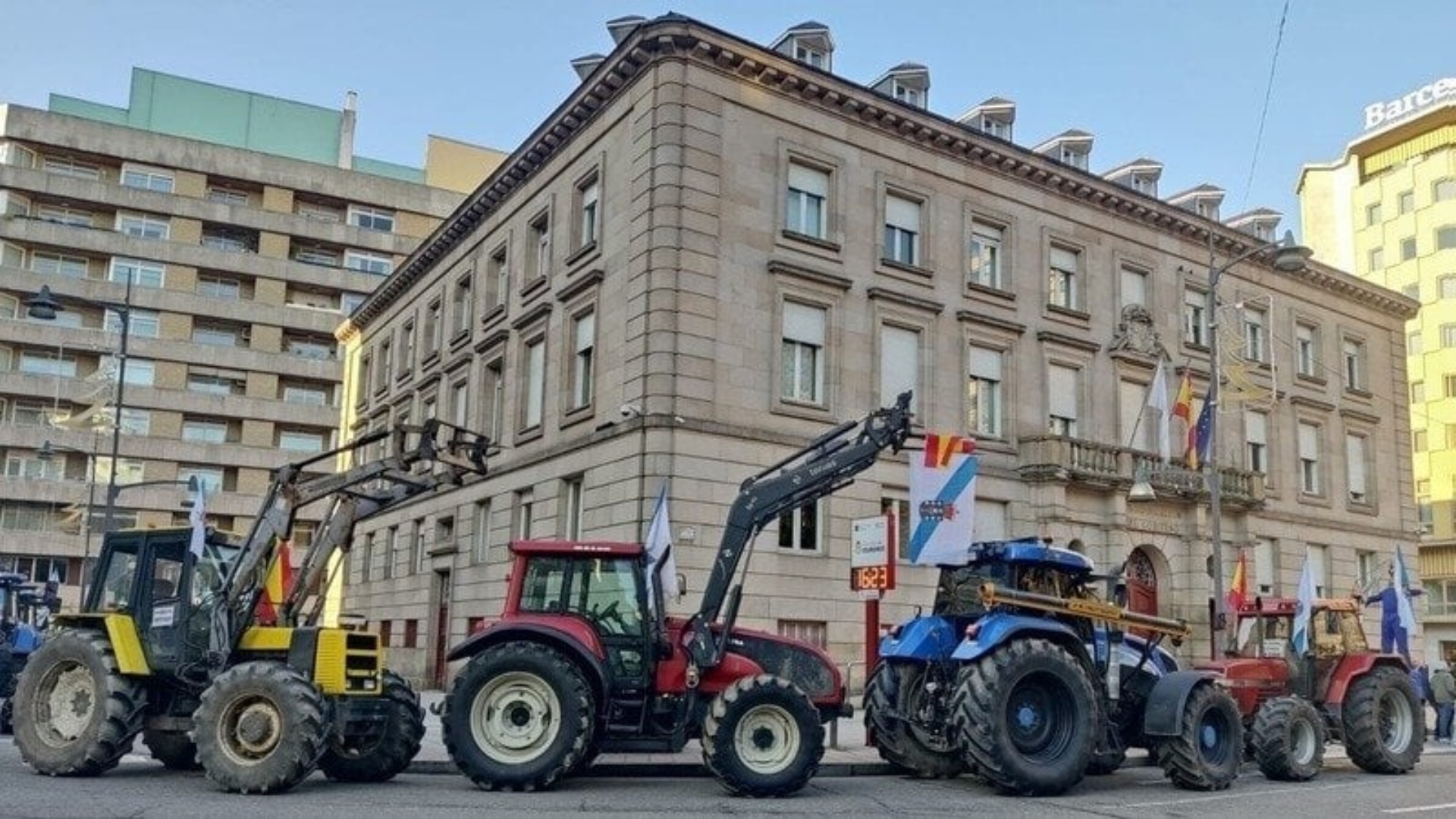 Ourense Asociación do Sector Primario de Galicia tractorada manifestación UE-Mercosur