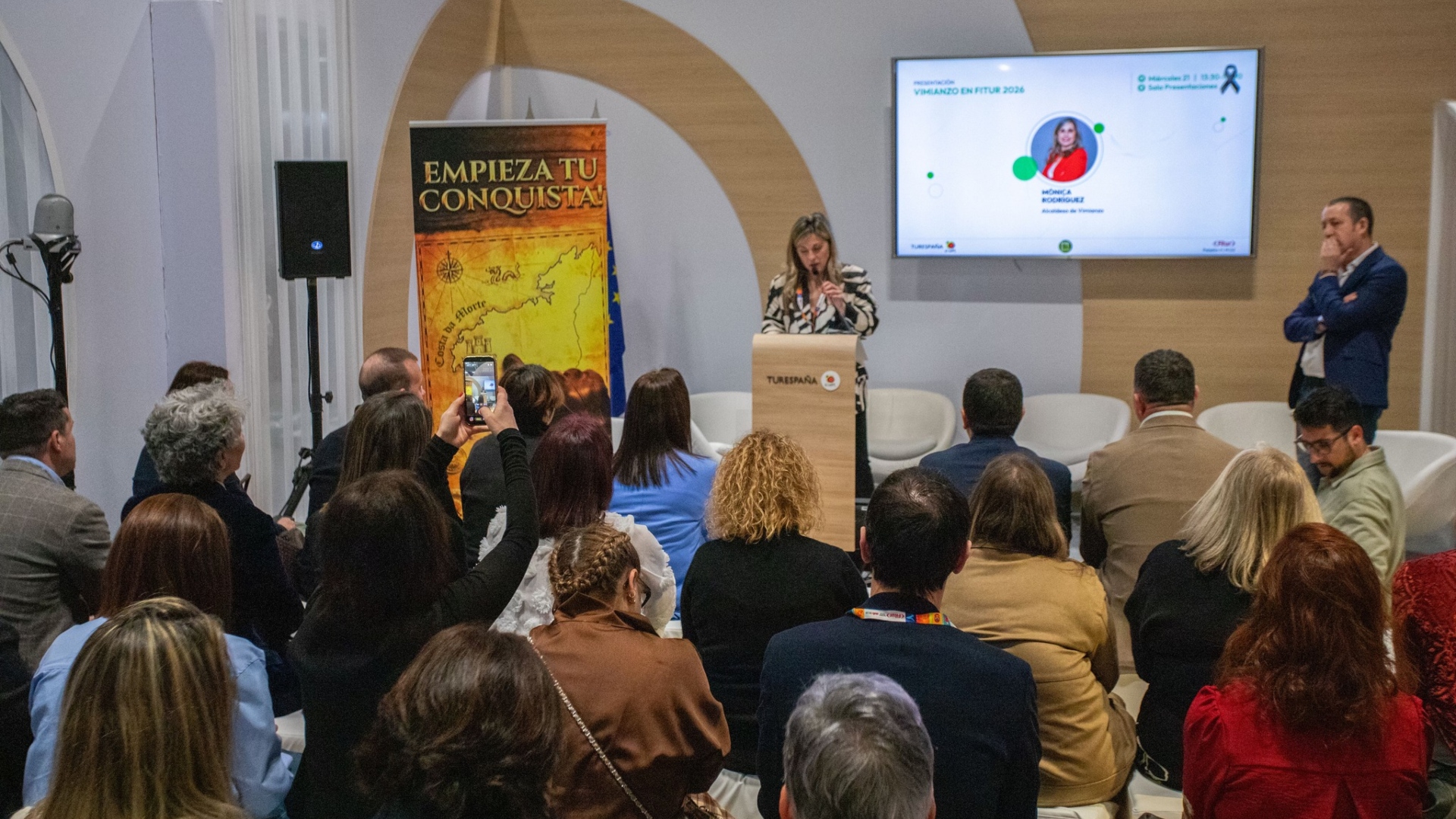 Vimianzo Fitur empieza tu conquista Costa da Morte Mónica Rodríguez