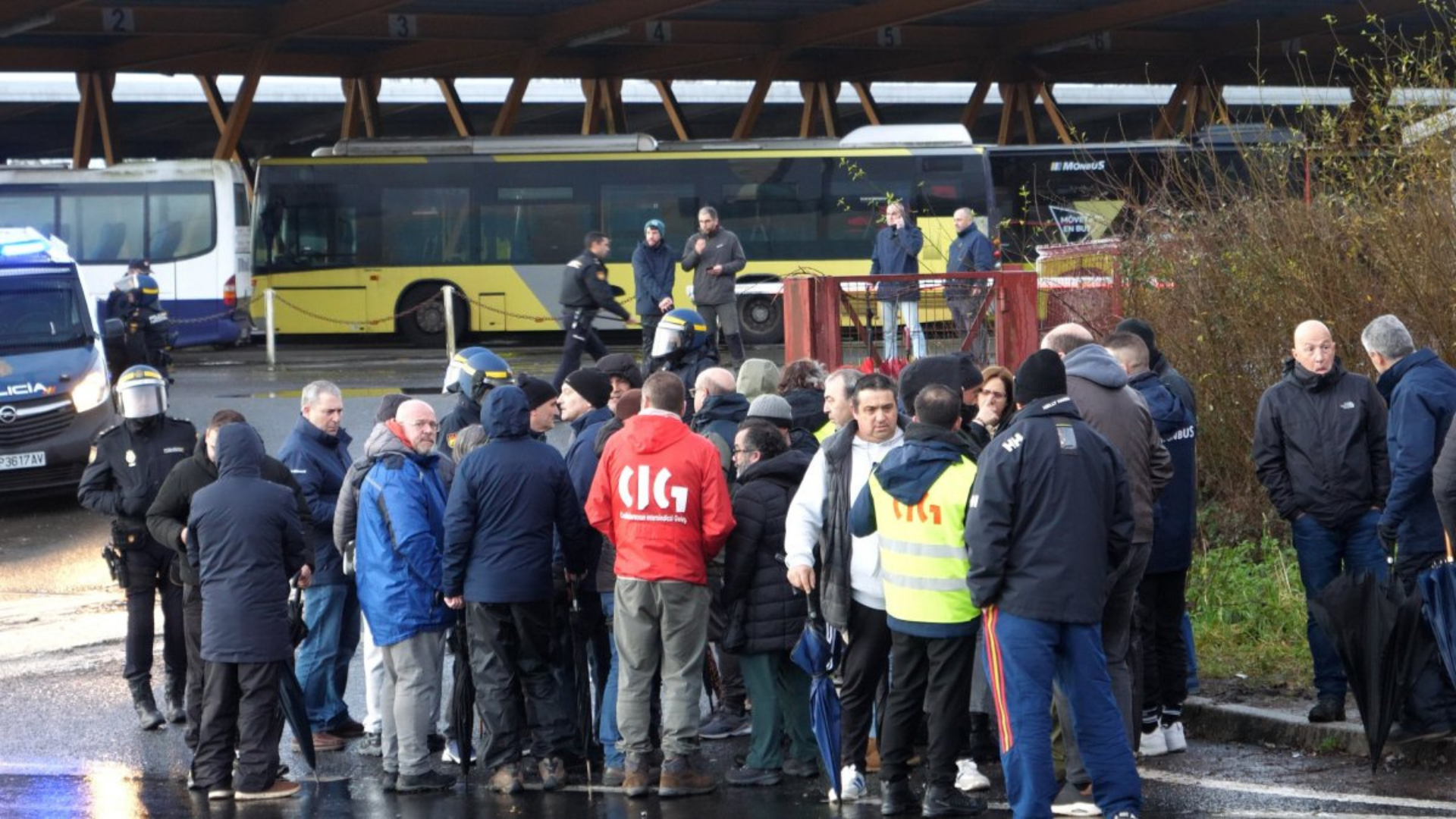 Suspendida la huelga de autobuses en la provincia de A Coruña | CIG
