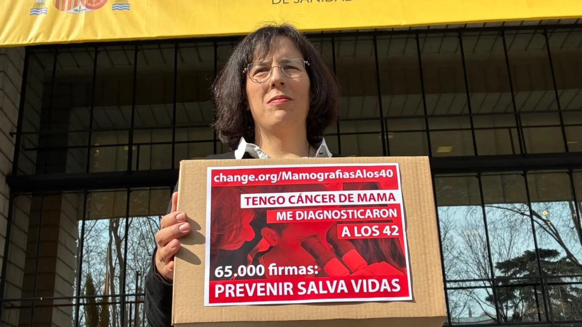 María Varela 65.000 firmas cáncer de mama mamografías 40 años Change.org