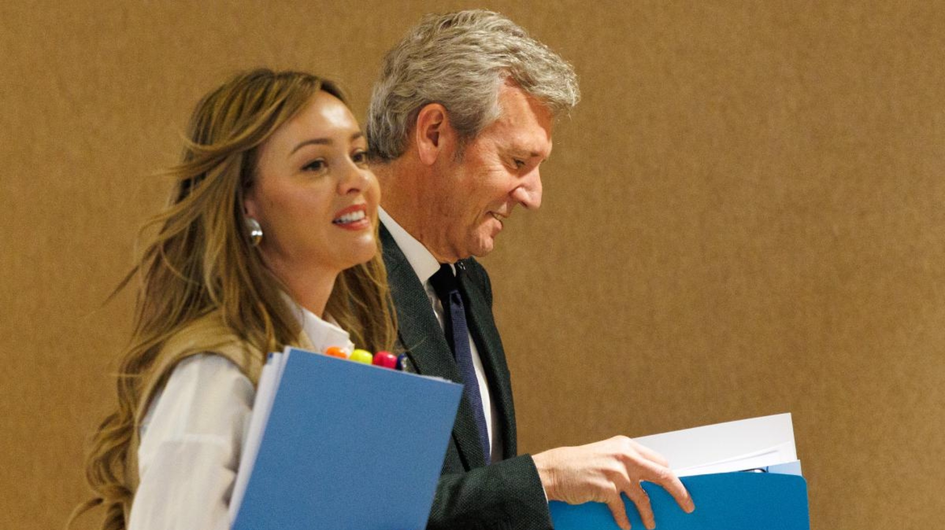 El presidente de la Xunta de Galicia, Alfonso Rueda, y la conselleira de Política Social, Fabiola García |  XUNTA DE GALICIA