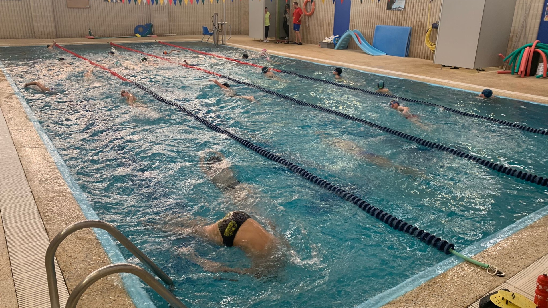 Imagen de archivo de la piscina municipal de Cedeira | CONCELLO DE CEDEIRA