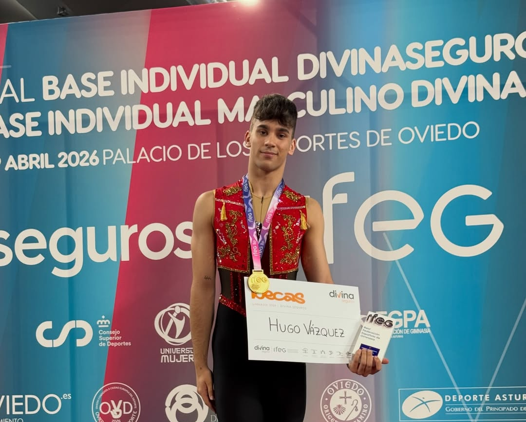 Hugo Vázquez tras proclamarse campión na categoría xuvenil base | @RITMICACOMPOSTELA