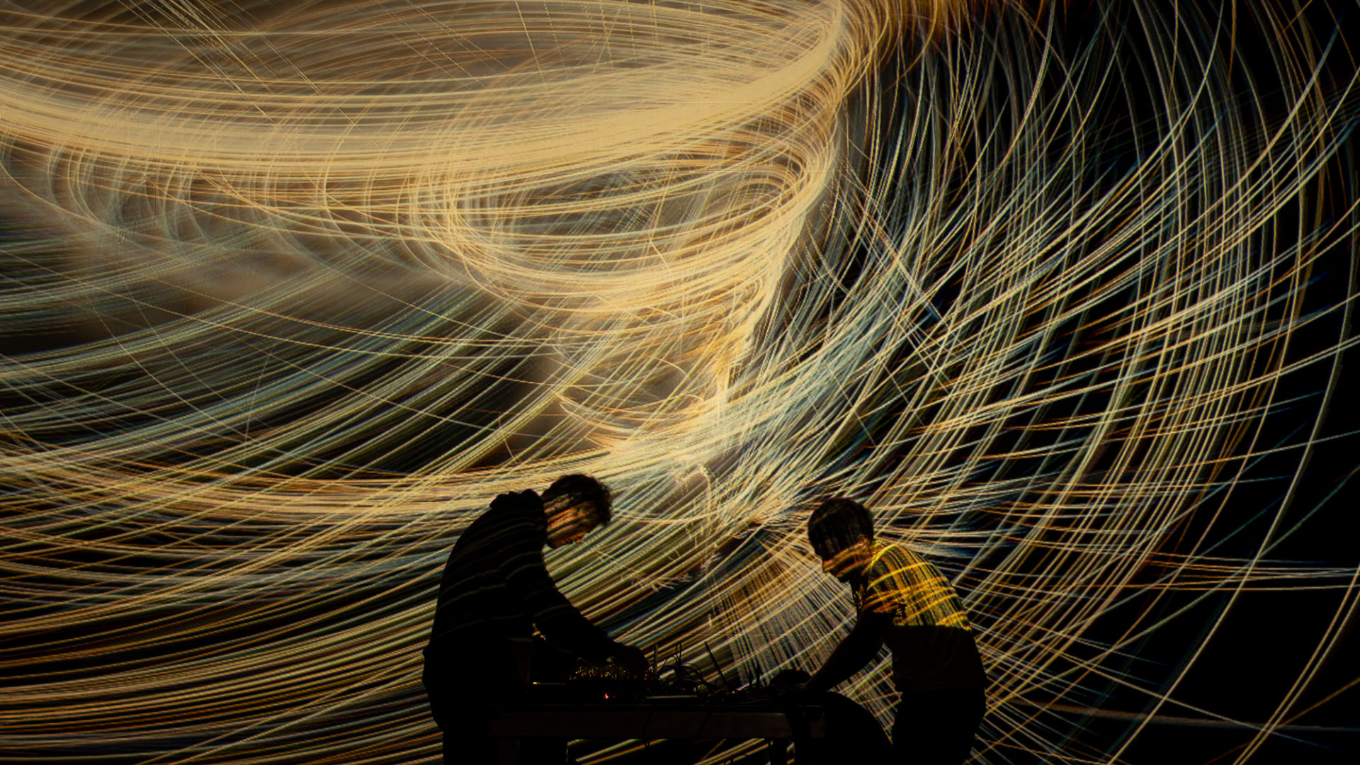 El artista Maotik durante una actuación en directo | @maotik