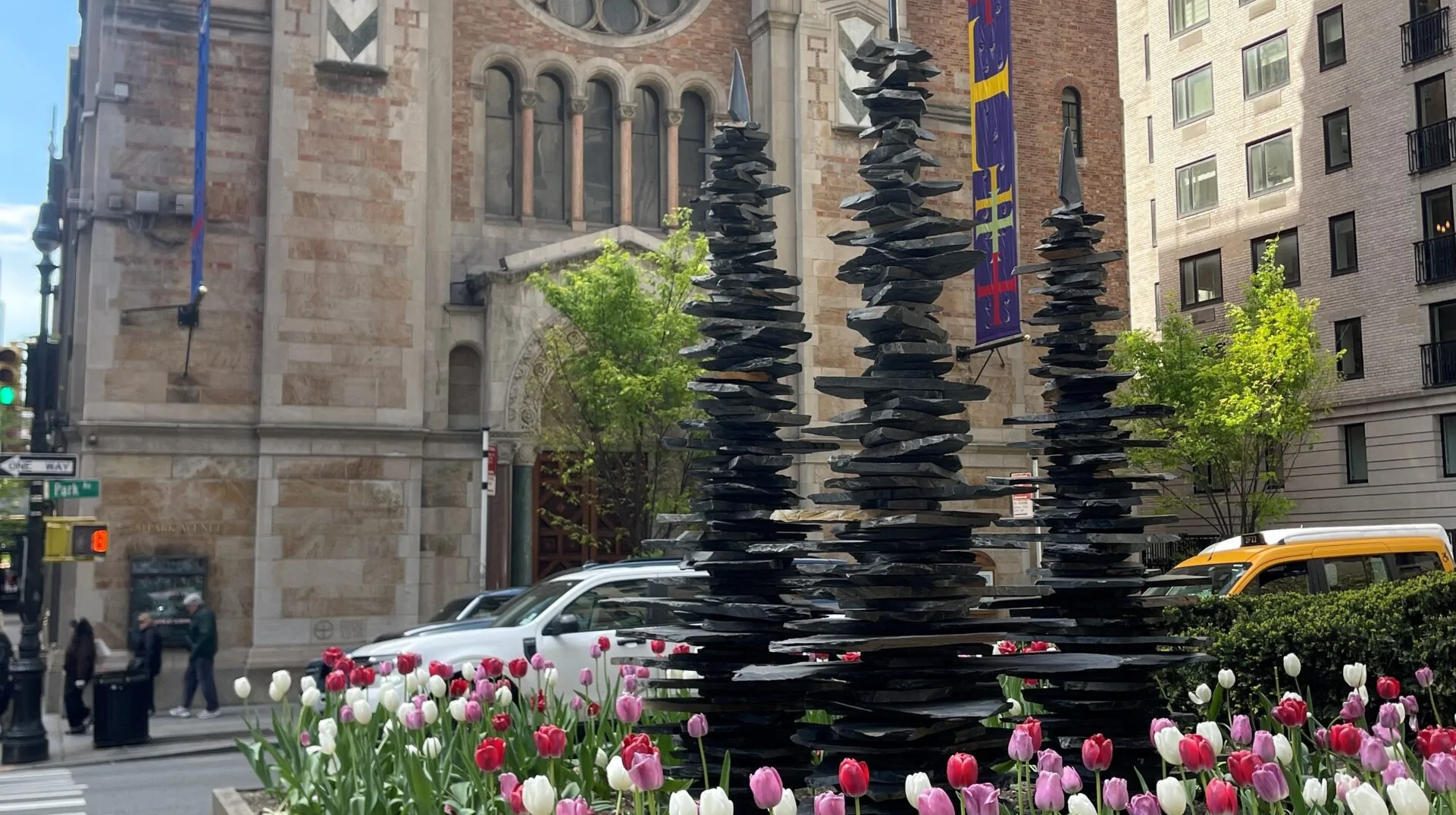 A escultura de Manolo Paz en Park Avenue | MAXESTRELLA