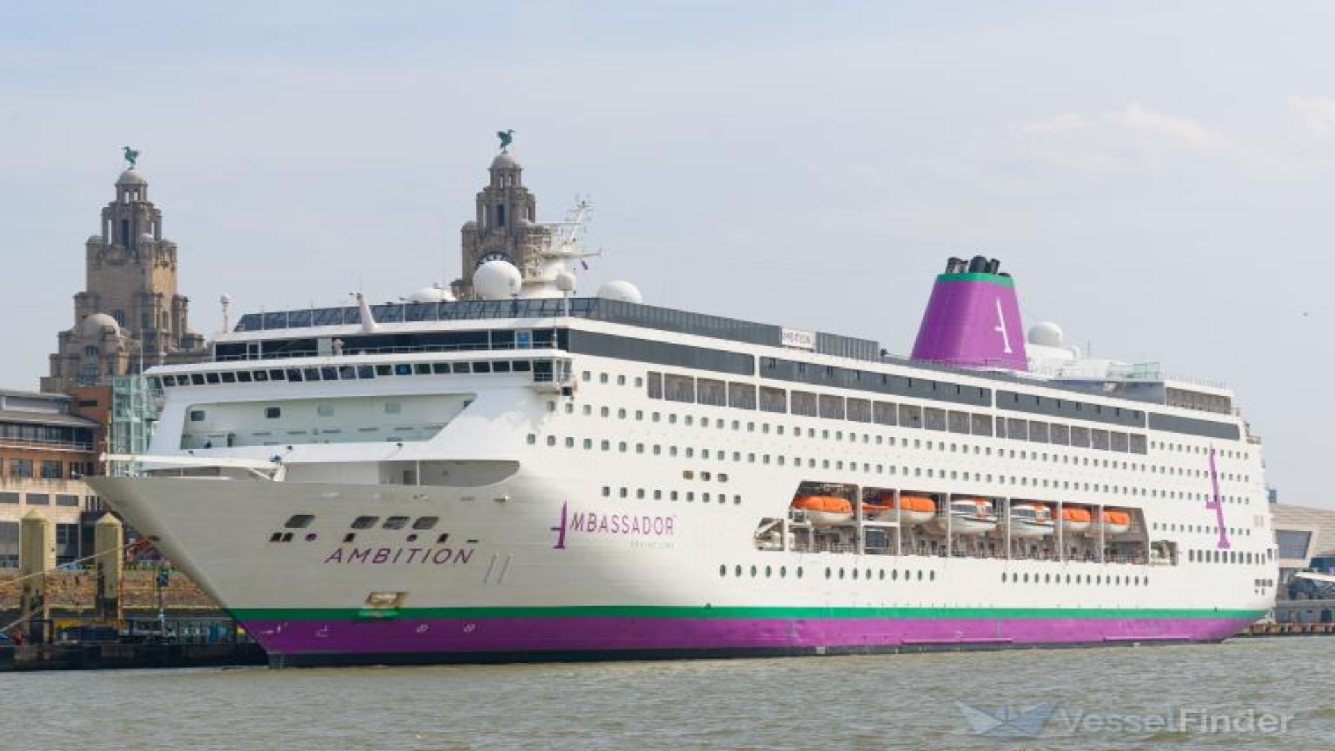 Imagen de la embarcación Ambition | Vessel Finder