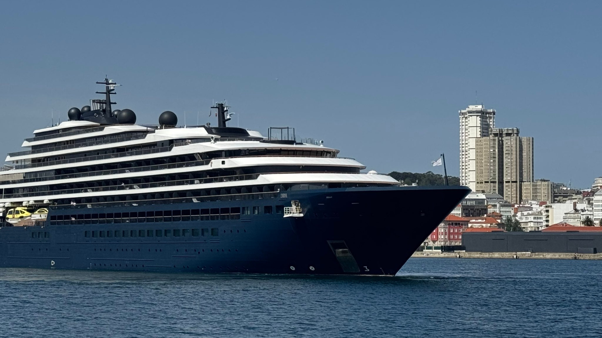 Crucero superlujo Evrima The Ritz-Carlton A Coruña