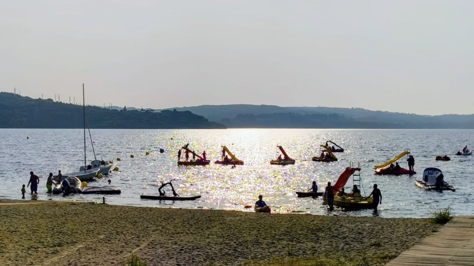 Imaxe de arquivo do lago das Pontes durante o verán | Concello das Pontes