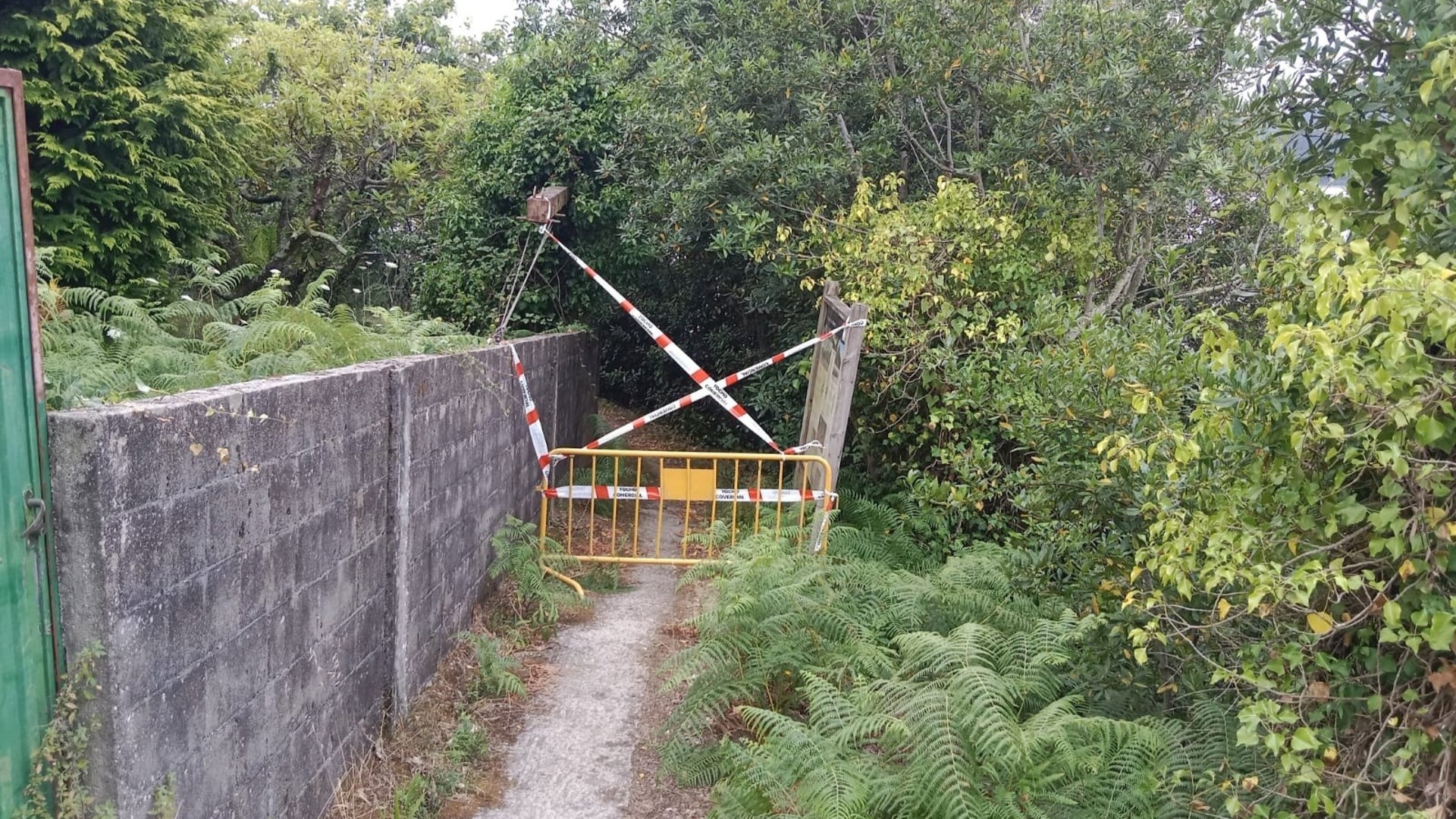 Concello de Paderne playa A Xurela acceso
