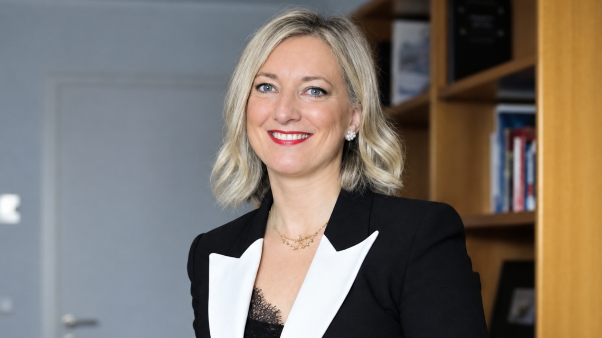 Olga Serrrano Fiscal Jefa Lugo