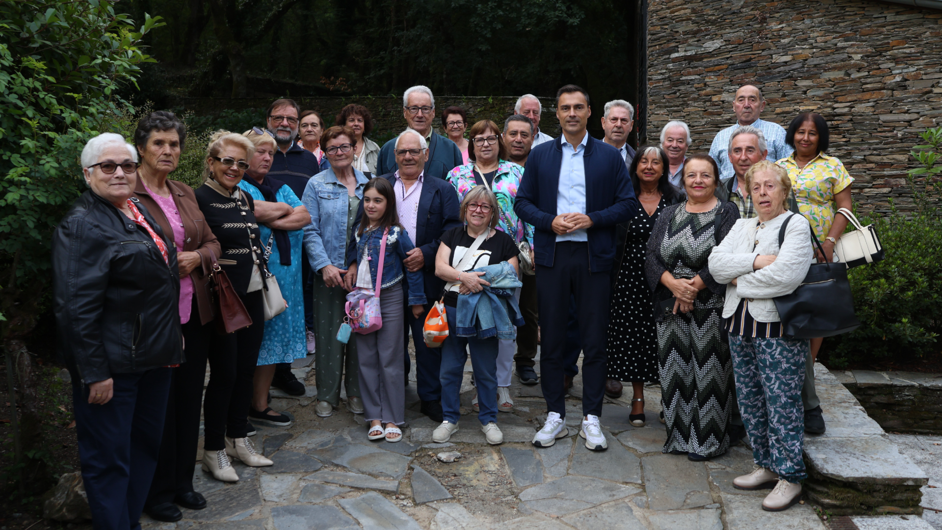 A Asociación de veciños de Betote, de Sarria, e a das Carballeiras de Bosende Parades Angueiro, de Lugo, foron as entidades que inauguraron a segunda quenda deste programa gratuíto posto en marcha pola institución provincial | Deputación de Lugo