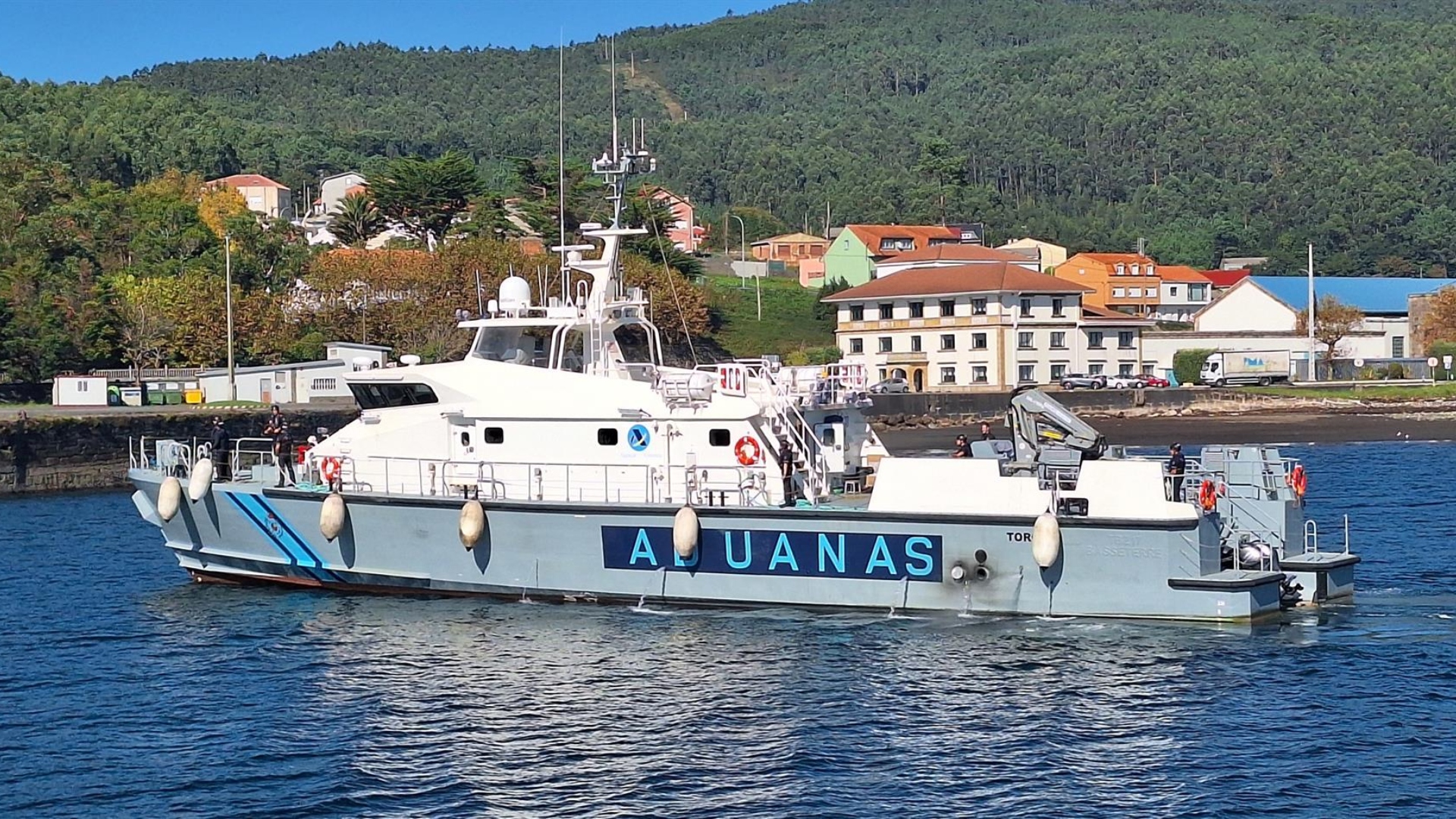 El patrullero de altura del Servicio de Vigilancia Aduanera de la Agencia Tributaria 'Torgo I', con base en el Puerto de Brens, en Cee | AGENCIA TRIBUTARIA