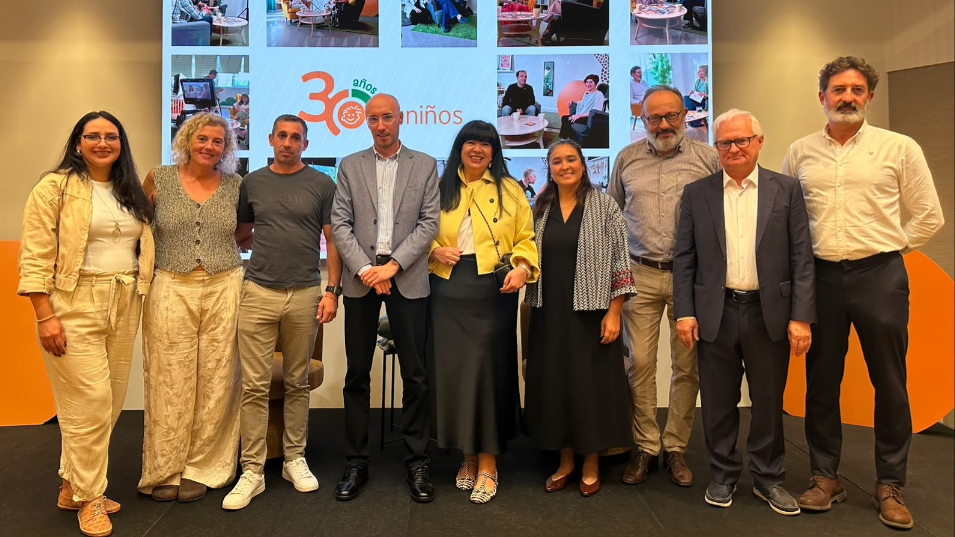 La presentación de '30 años, 30 historias' de la Fundación Meniños.