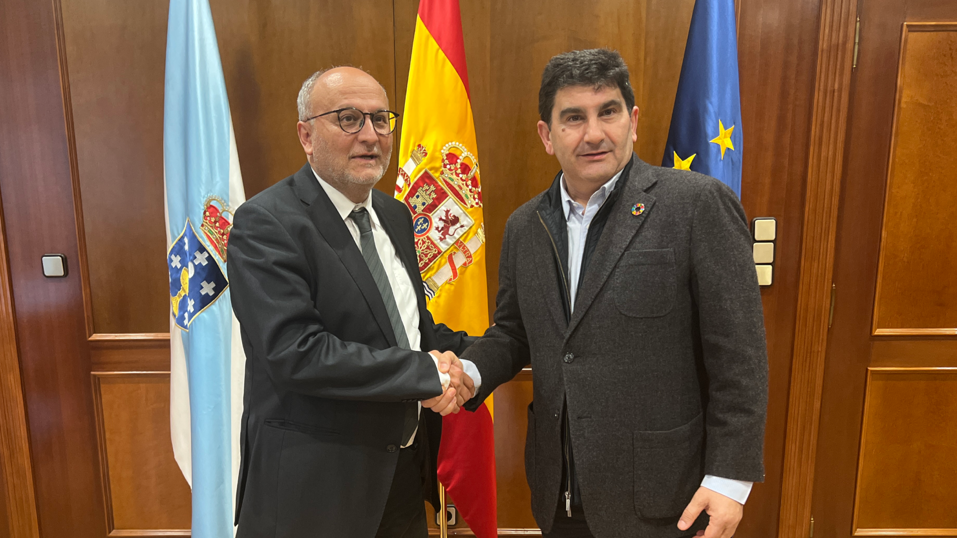Pedro Blanco, delegado del Gobierno en Galicia, junto a Abel Losada, durante su nombramiento como Subdelegado del Gobierno en Pontevedra | Delegación del Gobierno en Galicia